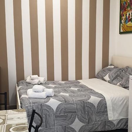 Appartamento Mini Loft - Bari Centro - A Due Passi Dal Mare Esterno foto