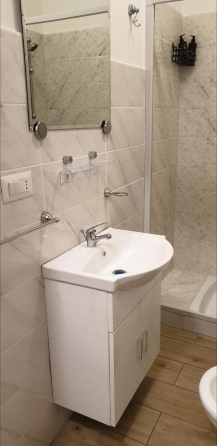 Appartamento Mini Loft - Bari Centro - A Due Passi Dal Mare Esterno foto
